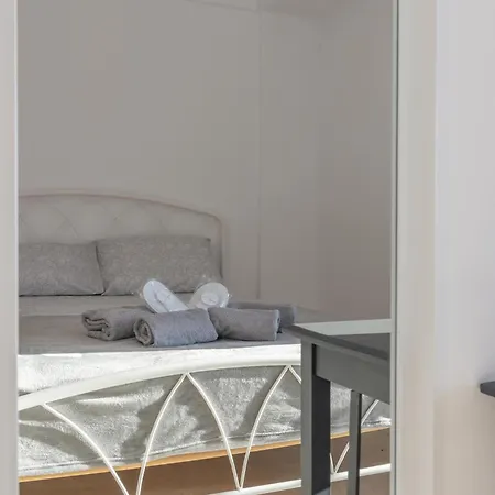 Mc 1 Residences *